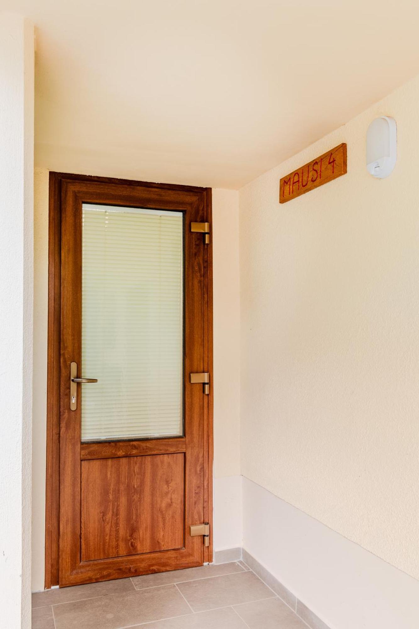Apartmaji Mausi Bovec Ngoại thất bức ảnh