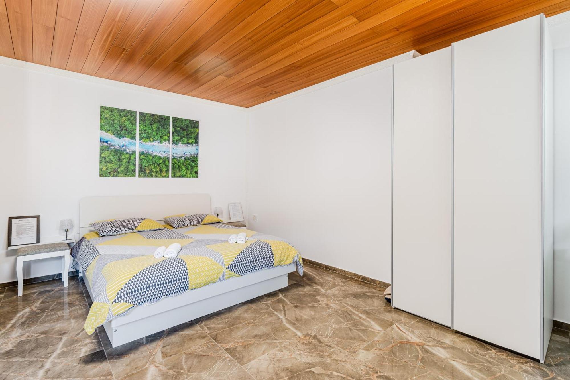 Apartmaji Mausi Bovec Ngoại thất bức ảnh