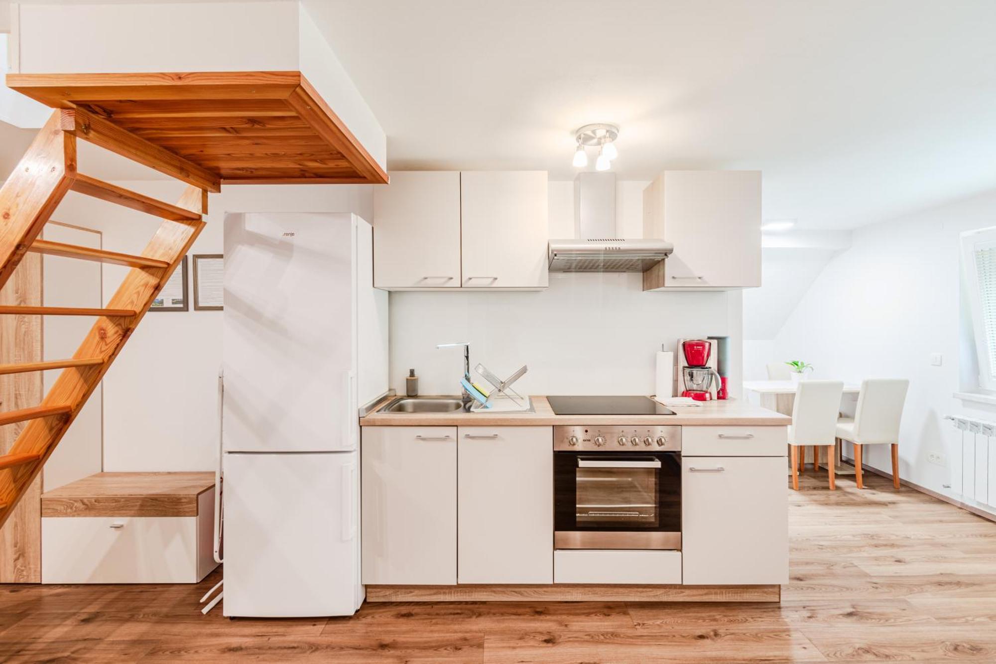 Apartmaji Mausi Bovec Ngoại thất bức ảnh