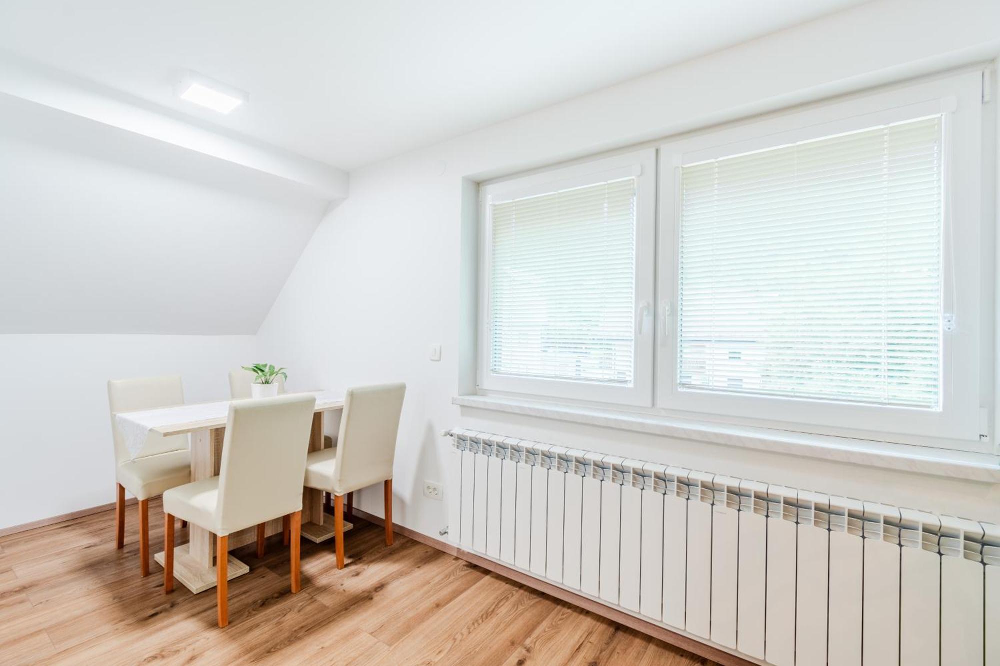 Apartmaji Mausi Bovec Ngoại thất bức ảnh